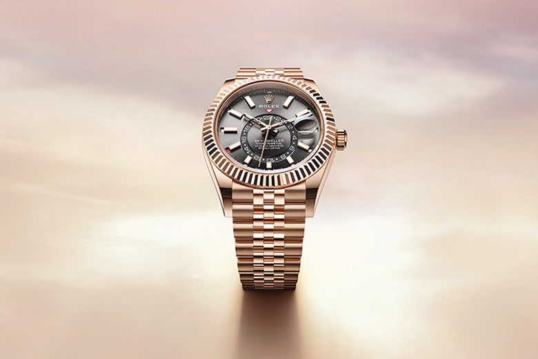 Sky-Sweller watch model