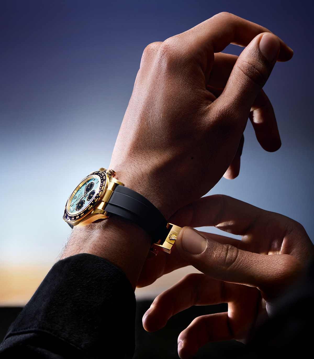 Image of Rolex Cosmosgraph Daytona watch on someones wrist