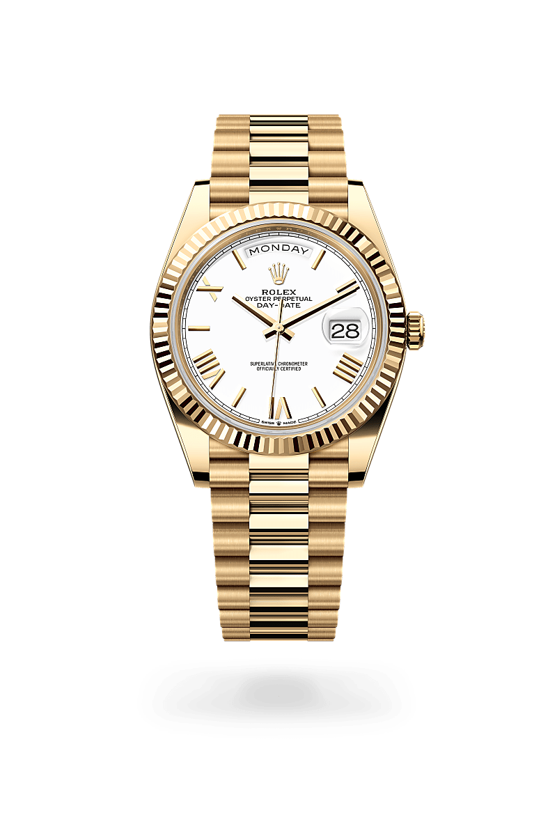 Rolex Day-Date 40 in yellow gold with an White dial, Fluted bezel, and Oyster bracelet